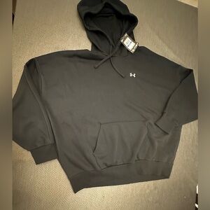 Under Armour women’s black hooded sweatshirt NWT